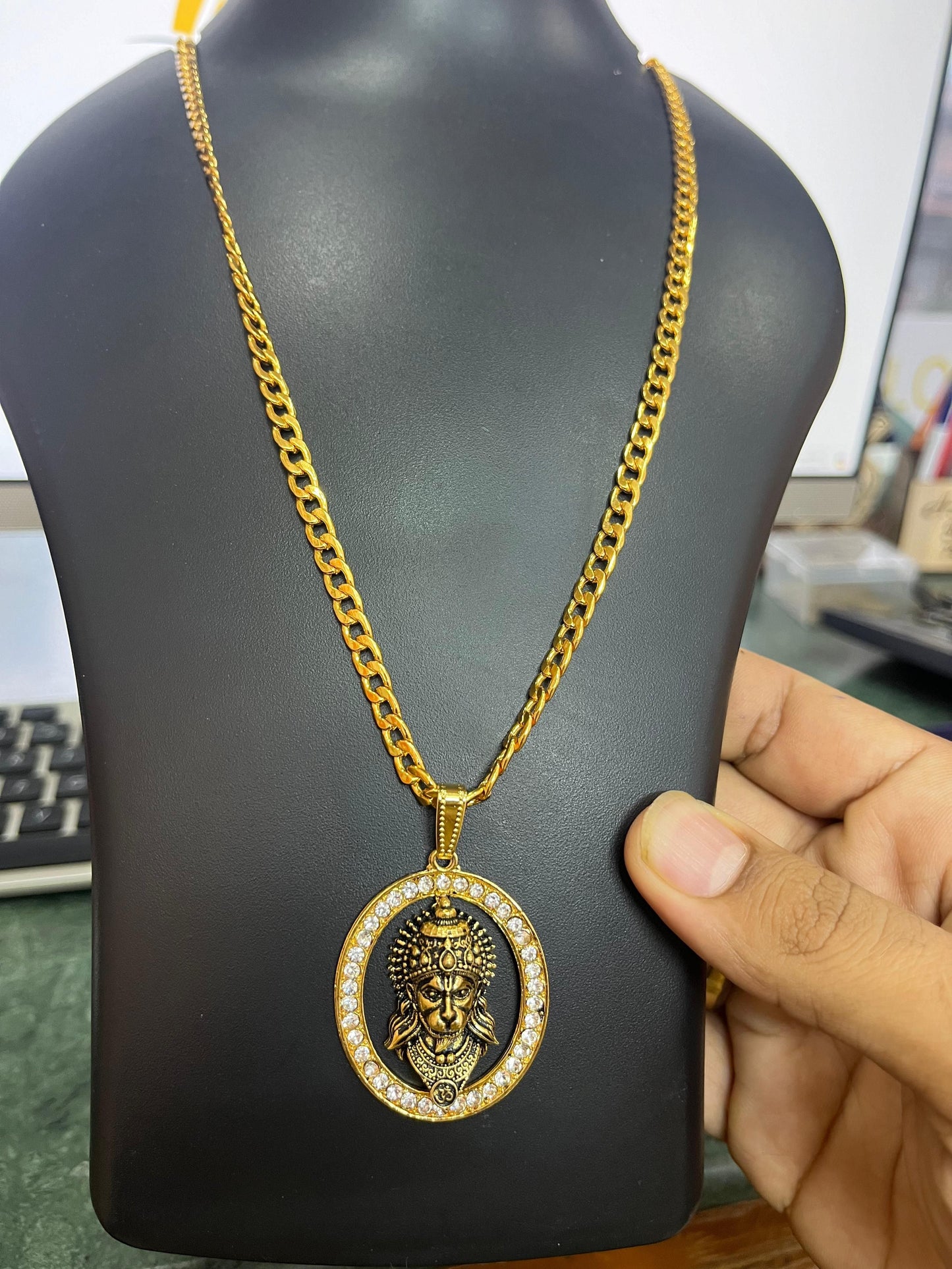 Gold-plated Hanuman Diamond Alloy Pendant Locket Set