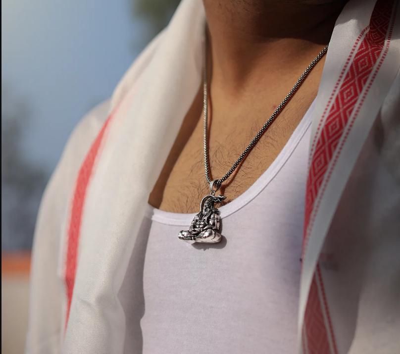 Sitting Hanuman ji Silver Locket With Chain